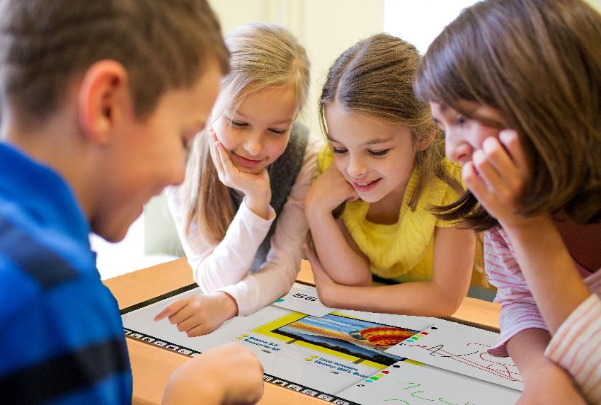 Mesa interactiva Android SmartMedia para preescolar a la altura del niño